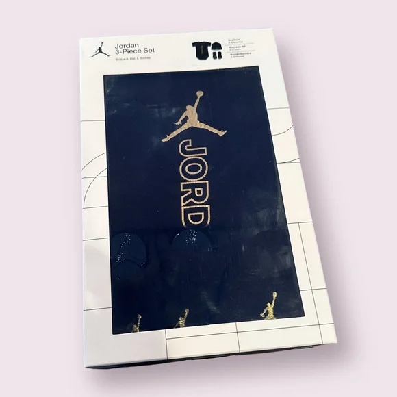 New In Package NewbornJordan 3-Piece Set in Black with Gold Logo Size 0-6 Months - Picture 2 of 6